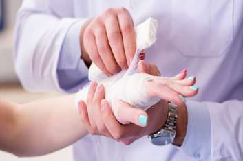 پژوهشگران جوان ایرانی، پیشتاز درمان زخم‌های مزمن با فناوری زیستی